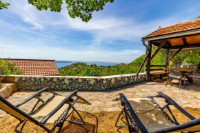 Stone Holiday House
